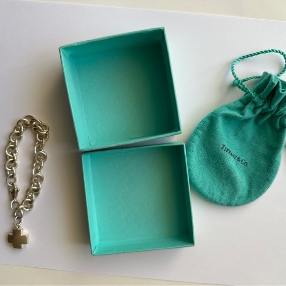 Tiffany & Co. 925 Silver 7.50in-19,5cm Cross Tag Charm Bracelet - Picture 15 of 16